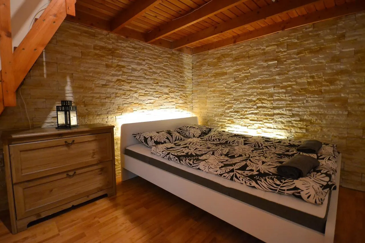 Dessewffy Street Apartment Budapest
